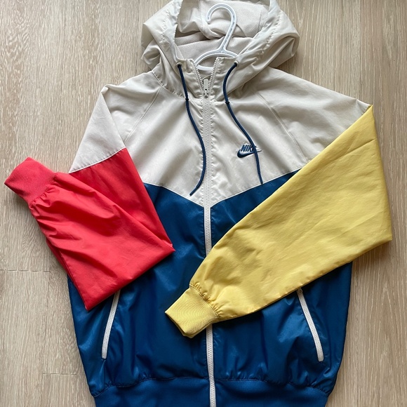 Nike retro windbreaker - Picture 1 of 1